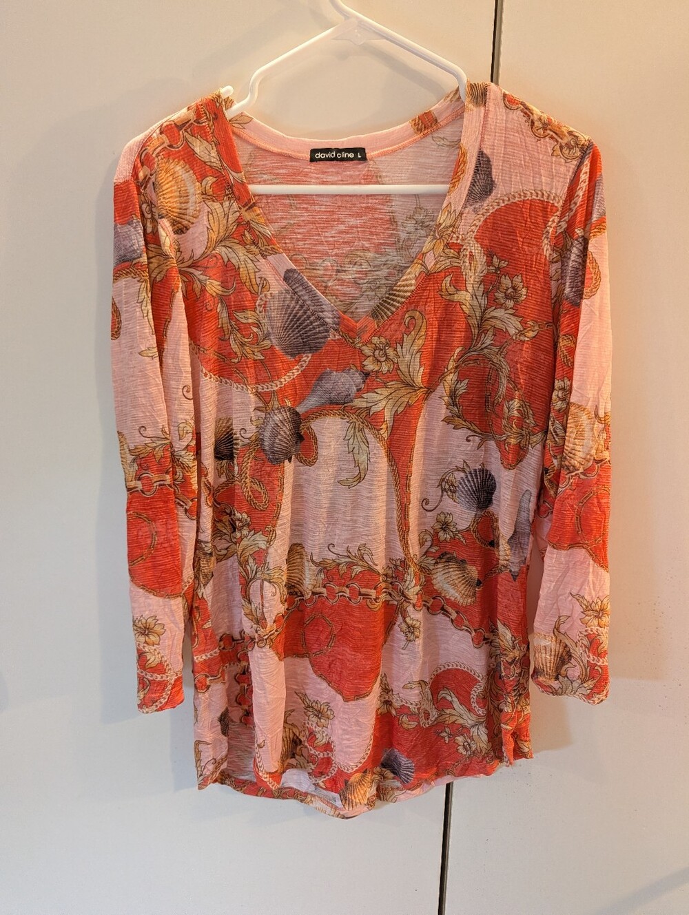 David Cline Coral and Blush Woman's L Floral V-Neck Long Sleeve Top